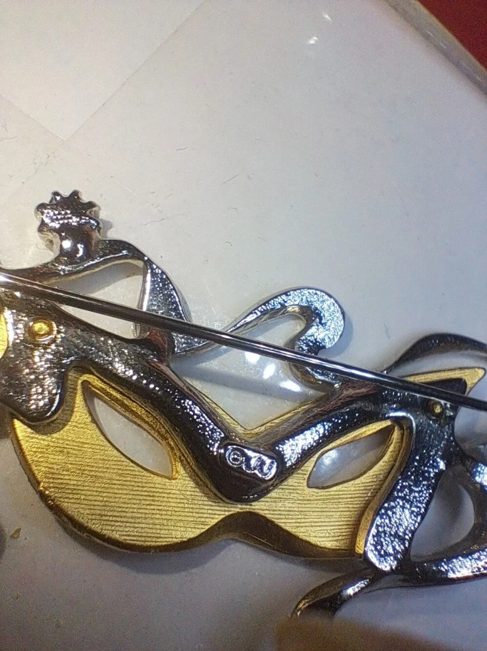 Vintage JJ Jonette Signed Two Tone Masquerade Mask Dangle Brooch